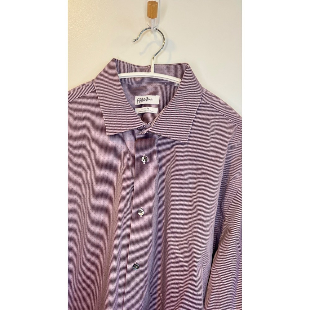 Calvin Klein Mens Regular Fit Performance Non-Iron Dress Shirt Purple Stripe L